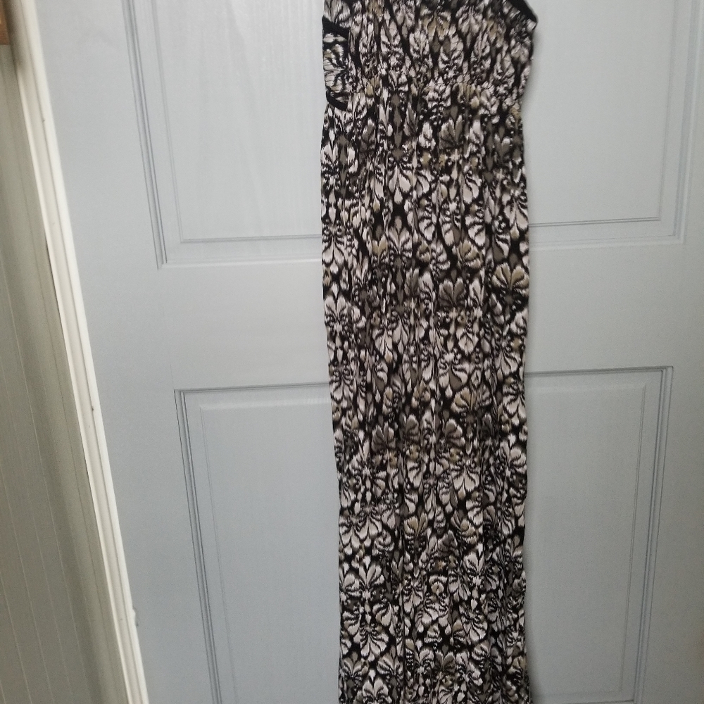Sundress - Picture 3 of 4